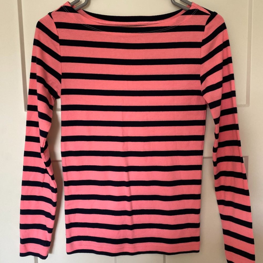 GAP Boatneck Top